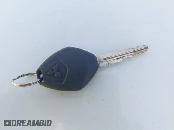 ✅ 2011 Mitsubishi Endeavor LS • VIN: 4A4JN2AS8BE036521 • Лот: 42597231. Опубликован ранее на IAAI с пробегом 188 071 миль. Бесплатный доступ к архиву аукционных продаж из США и подробный отчёт об истории автомобиля на DreamBid. Изображение 11.