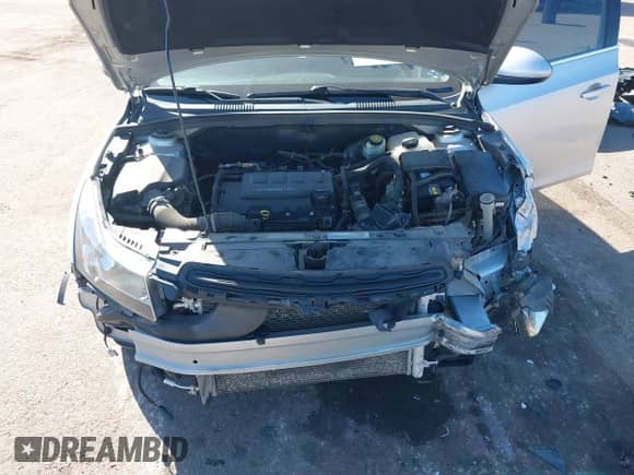 2016 Chevrolet Cruze LT z VIN 1G1PE5SB9G7194405, wystawiony jako IAAI lot #43367563 z przebiegiem 99 779 mil mil oraz . Historia ofert i sprzedaży dostępna na DreamBid. Obrazek 10.