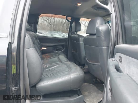 ✅ 2002 Chevrolet Silverado 2500HD LS • VIN: 1GCHK23102F149277 • Лот: 41465273. Опубликован ранее на IAAI с пробегом 225 299 миль. Бесплатный доступ к архиву аукционных продаж из США и подробный отчёт об истории автомобиля на DreamBid. Изображение 8.