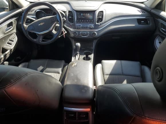 ✅ 2017 Chevrolet Impala LT • VIN: 1G1105S39HU117937 • Лот: 69610654. Опубликован ранее на Copart с пробегом 154 699 миль. Бесплатный доступ к архиву аукционных продаж из США и подробный отчёт об истории автомобиля на DreamBid. Изображение 8.