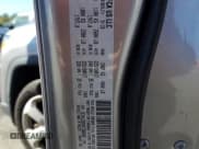 ✅ 2019 Jeep Compass Latitude • VIN: 3C4NJDBB4KT598950 • Lot: 86504625. Wystawiony na Copart z przebiegiem 80 818 mil. Bezpłatny archiwum sprzedaży aukcyjnych z USA i szczegółowy raport historii pojazdu na DreamBid. Zdjęcie 13.