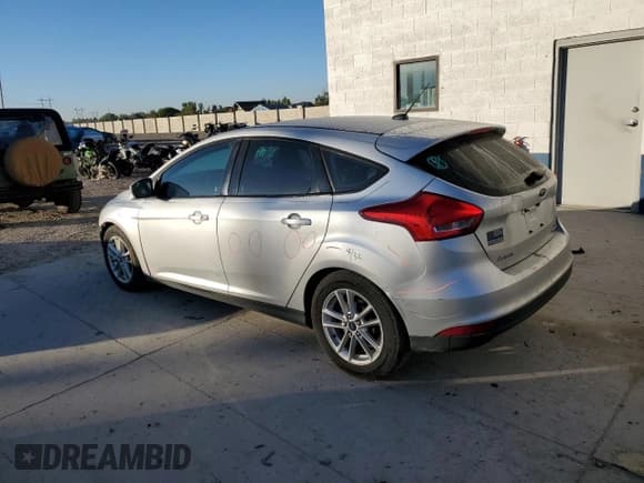 ✅ 2016 Ford Focus SE • VIN: 1FADP3K22GL348524 • Лот: 82320315. Опубликован ранее на Copart с пробегом 137 237 миль. Бесплатный доступ к архиву аукционных продаж из США и подробный отчёт об истории автомобиля на DreamBid. Изображение 2.