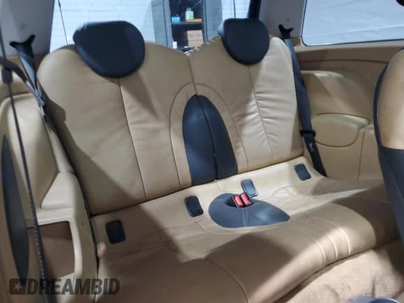 ✅ 2002 MINI Hardtop • VIN: WMWRC33402TC36986 • Lot: 50131045. Listed on Copart with 194,224 mi. Free auction sales archive from the USA and detailed vehicle history report at DreamBid. Image 10.