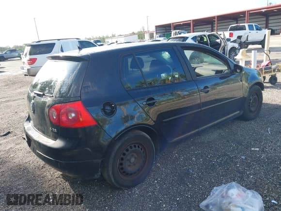 ✅ 2009 Volkswagen Rabbit S • VIN: WVWDA71K79W079961 • Lot: 42594125. Listed on IAAI with 160,601 mi. Free auction sales archive from the USA and detailed vehicle history report at DreamBid. Image 4.