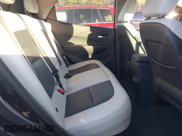 ✅ 2019 Chevrolet Bolt EV Premier • VIN: 1G1FZ6S03K4141861 • Lot: 41445026. Wystawiony na IAAI z przebiegiem 51 227 mil. Bezpłatny archiwum sprzedaży aukcyjnych z USA i szczegółowy raport historii pojazdu na DreamBid. Zdjęcie 8.