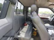 ✅ 2002 Ford F-250 XL • VIN: 1FTNX21F92EB32230 • Lot: 42219370. Wystawiony na IAAI z przebiegiem 288 079 mil. Bezpłatny archiwum sprzedaży aukcyjnych z USA i szczegółowy raport historii pojazdu na DreamBid. Zdjęcie 8.