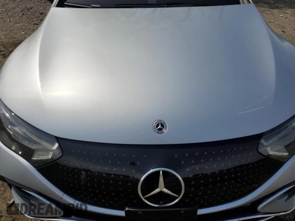 ✅ 2023 Mercedes-Benz EQE 500 • VIN: W1KEG2CBXPF031697 • Lot: 52593985. Listed on Copart with 18,578 mi. Free auction sales archive from the USA and detailed vehicle history report at DreamBid. Image 11.