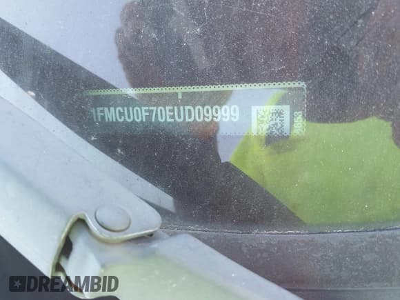 ✅ 2014 Ford Escape S • VIN: 1FMCU0F70EUD09999 • Lot: 43675400. Wystawiony na IAAI z przebiegiem Nie podano. Bezpłatny archiwum sprzedaży aukcyjnych z USA i szczegółowy raport historii pojazdu na DreamBid. Zdjęcie 8.