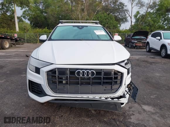 ✅ 2023 Audi Q8 Premium • VIN: WA1AVBF14PD015616 • Лот: 41213960. Опубликован ранее на IAAI с пробегом 26 102 миль. Бесплатный доступ к архиву аукционных продаж из США и подробный отчёт об истории автомобиля на DreamBid. Изображение 12.
