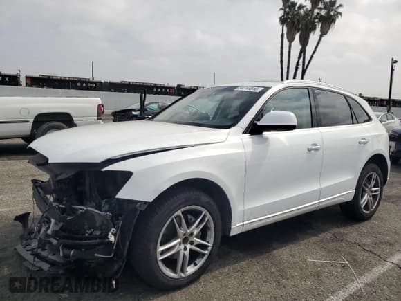 ✅ 2017 Audi Q5 Premium • VIN: WA1C2AFP8HA070041 • Lot: 58744515. Listed on Copart with 91,682 mi. Free auction sales archive from the USA and detailed vehicle history report at DreamBid. Image 1.
