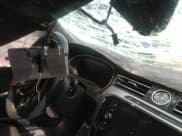 ✅ 2019 Volkswagen Arteon SEL R-Line • VIN: WVWSR7AN5KE006772 • Lot: 42353502. Wystawiony na IAAI z przebiegiem Nie podano. Bezpłatny archiwum sprzedaży aukcyjnych z USA i szczegółowy raport historii pojazdu na DreamBid. Zdjęcie 7.