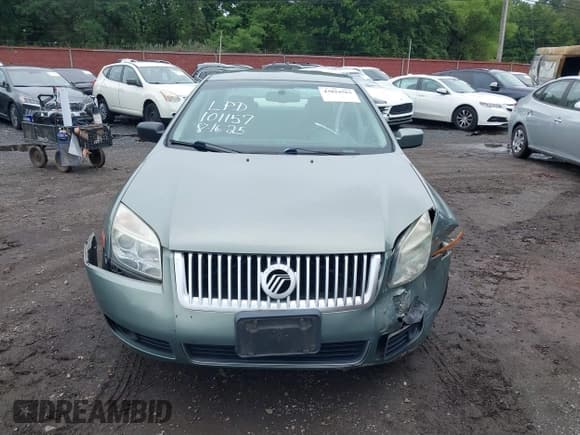 ✅ 2008 Mercury Milan Premier • VIN: 3MEHM02108R663219 • Lot: 43024563. Listed on IAAI with 51,903 mi. Free auction sales archive from the USA and detailed vehicle history report at DreamBid. Image 12.