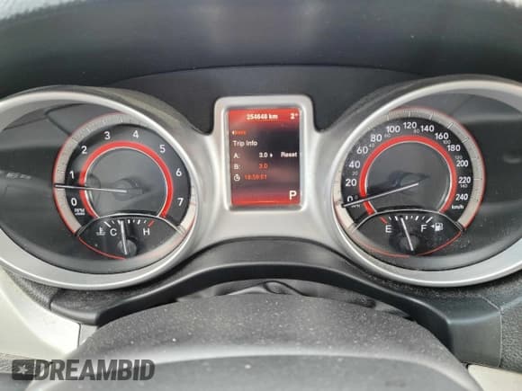 ✅ 2015 Dodge Journey American Value • VIN: 3C4PDCAB7FT612874 • Lot: 92045085. Wystawiony na Copart z przebiegiem 254 648 mil. Bezpłatny archiwum sprzedaży aukcyjnych z USA i szczegółowy raport historii pojazdu na DreamBid. Zdjęcie 8.