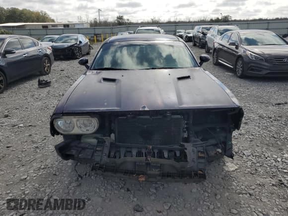 ✅ 2013 Dodge Challenger SXT • VIN: 2C3CDYAG4DH704400 • Lot: 80083314. Wystawiony na Copart z przebiegiem 278 416 mil. Bezpłatny archiwum sprzedaży aukcyjnych z USA i szczegółowy raport historii pojazdu na DreamBid. Zdjęcie 5.