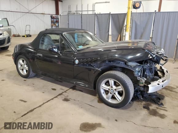 ✅ 2002 BMW Z3 2.5 • VIN: 4USCN33492LK52131 • Лот: 52716425. Опубликован ранее на Copart с пробегом 96 843 миль. Бесплатный доступ к архиву аукционных продаж из США и подробный отчёт об истории автомобиля на DreamBid. Изображение 4.
