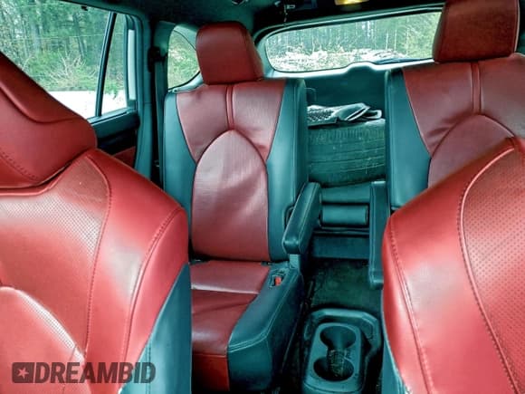 ✅ 2023 Toyota Highlander LE • VIN: 5TDKDRAH6PS022789 • Lot: 94760635. Wystawiony na Copart z przebiegiem 150 082 mil. Bezpłatny archiwum sprzedaży aukcyjnych z USA i szczegółowy raport historii pojazdu na DreamBid. Zdjęcie 10.