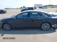 ✅ 2018 Lincoln MKZ Select • VIN: 3LN6L5D93JR608826 • Lot: 43193350. Wystawiony na IAAI z przebiegiem 112 018 mil. Bezpłatny archiwum sprzedaży aukcyjnych z USA i szczegółowy raport historii pojazdu na DreamBid. Zdjęcie 15.