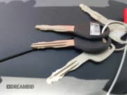 ✅ 2015 Nissan Versa S • VIN: 3N1CN7AP1FL830455 • Лот: 42794902. Опубликован ранее на IAAI с пробегом 152 799 миль. Бесплатный доступ к архиву аукционных продаж из США и подробный отчёт об истории автомобиля на DreamBid. Изображение 11.