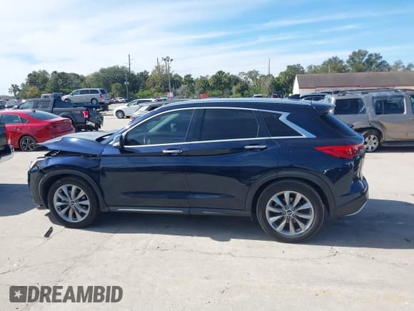 ✅ 2019 Infiniti QX50 Essential • VIN: 3PCAJ5M1XKF131104 • Lot: 41452545. Wystawiony na IAAI z przebiegiem 113 271 mil. Bezpłatny archiwum sprzedaży aukcyjnych z USA i szczegółowy raport historii pojazdu na DreamBid. Zdjęcie 13.