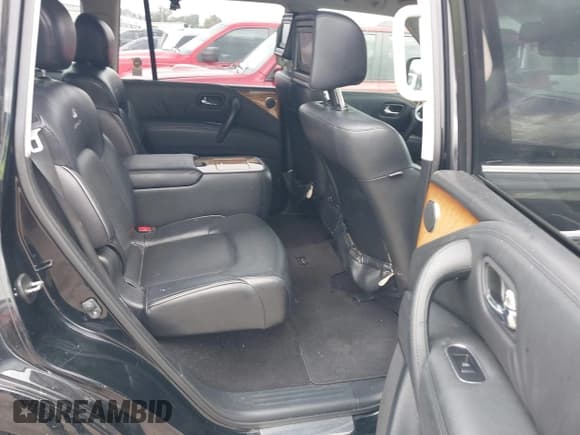 ✅ 2011 Infiniti QX56 7-passenger • VIN: JN8AZ2NF7B9504082 • Lot: 43869436. Listed on IAAI with 234,663 mi. Free auction sales archive from the USA and detailed vehicle history report at DreamBid. Image 8.