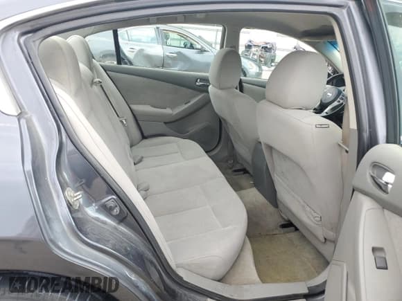 ✅ 2012 Nissan Altima SL • VIN: 1N4AL2AP9CN563175 • Лот: 90024625. Опубликован ранее на Copart с пробегом 170 501 миль. Бесплатный доступ к архиву аукционных продаж из США и подробный отчёт об истории автомобиля на DreamBid. Изображение 10.