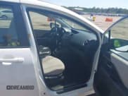 ✅ 2013 Mazda 5 Touring • VIN: JM1CW2CL8D0153437 • Lot: 42181891. Wystawiony na IAAI z przebiegiem 118 610 mil. Bezpłatny archiwum sprzedaży aukcyjnych z USA i szczegółowy raport historii pojazdu na DreamBid. Zdjęcie 5.