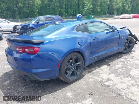 ✅ 2022 Chevrolet Camaro 1LT • VIN: 1G1FB1RX3N0101236 • Lot: 42252661. Listed on IAAI with 51,776 mi. Free auction sales archive from the USA and detailed vehicle history report at DreamBid. Image 4.