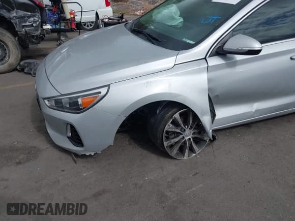 ✅ 2018 Hyundai Elantra • VIN: KMHH35LE8JU030089 • Lot: 43422888. Listed on IAAI with 124,327 mi. Free auction sales archive from the USA and detailed vehicle history report at DreamBid. Image 6.