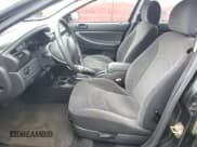 ✅ 2006 Chrysler Sebring • VIN: 1C3EL46X86N121013 • Lot: 85335824. Wystawiony na Copart z przebiegiem 98 833 mil. Bezpłatny archiwum sprzedaży aukcyjnych z USA i szczegółowy raport historii pojazdu na DreamBid. Zdjęcie 7.