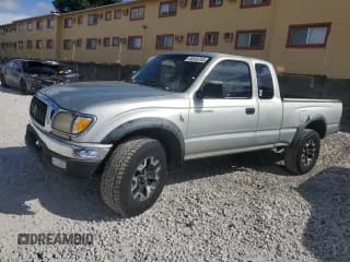 ✅ 2002 Toyota Tacoma PreRunner • VIN: 5TESN92N92Z005532 • Lot: 84926705. Listed on Copart with 180,431 mi. Free auction sales archive from the USA and detailed vehicle history report at DreamBid. Image 1.