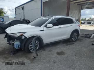 ✅ 2020 Infiniti QX50 Luxe • VIN: 3PCAJ5M18LF107885 • Lot: 71785655. Wystawiony na Copart z przebiegiem 69 914 mil. Bezpłatny archiwum sprzedaży aukcyjnych z USA i szczegółowy raport historii pojazdu na DreamBid. Zdjęcie 1.