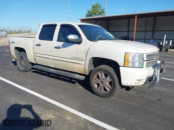 ✅ 2013 Chevrolet Silverado 1500 LTZ • VIN: 3GCPKTE74DG365847 • Lot: 43334980. Listed on IAAI with 264,211 mi. Free auction sales archive from the USA and detailed vehicle history report at DreamBid. Image 1.