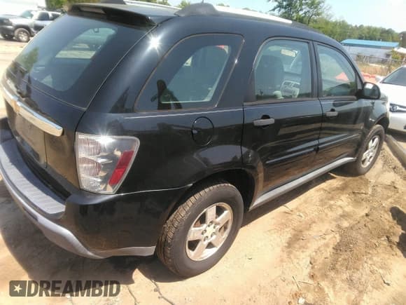 ✅ 2006 Chevrolet Equinox LS • VIN: 2CNDL13F266185839 • Лот: 42082046. Опубликован ранее на IAAI с пробегом 104 475 миль. Бесплатный доступ к архиву аукционных продаж из США и подробный отчёт об истории автомобиля на DreamBid. Изображение 4.