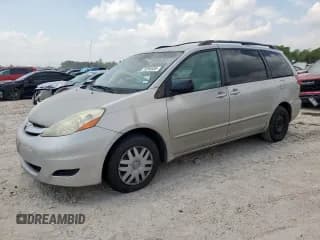 ✅ 2008 Toyota Sienna LE • VIN: 5TDZK23C48S183009 • Lot: 70295935. Listed on Copart with 184,241 mi. Free auction sales archive from the USA and detailed vehicle history report at DreamBid. Image 1.
