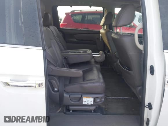 ✅ 2014 Honda Odyssey EX-L • VIN: 5FNRL5H61EB110410 • Лот: 43911278. Опубликован ранее на IAAI с пробегом 170 445 миль. Бесплатный доступ к архиву аукционных продаж из США и подробный отчёт об истории автомобиля на DreamBid. Изображение 8.