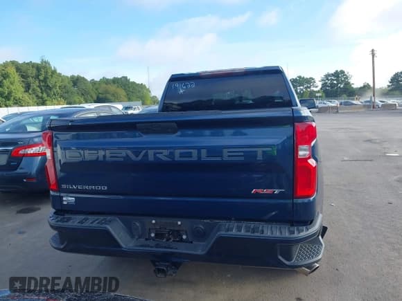 ✅ 2019 Chevrolet Silverado 1500 RST • VIN: 1GCRYEED0KZ191622 • Lot: 42953854. Wystawiony na IAAI z przebiegiem 100 807 mil. Bezpłatny archiwum sprzedaży aukcyjnych z USA i szczegółowy raport historii pojazdu na DreamBid. Zdjęcie 16.