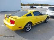 ✅ 2006 Ford Mustang Standard • VIN: 1ZVHT80N065151143 • Lot: 43535514. Listed on IAAI with 178,420 mi. Free auction sales archive from the USA and detailed vehicle history report at DreamBid. Image 4.