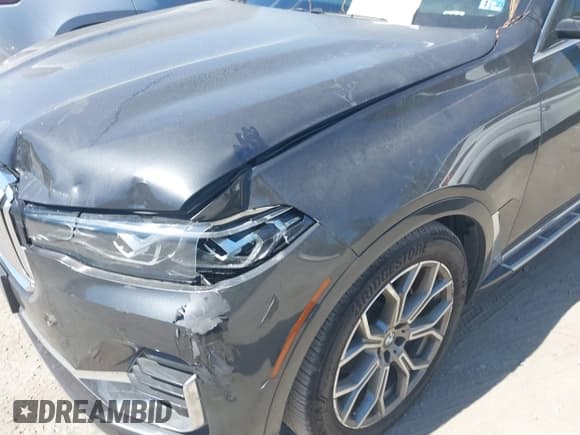 ✅ 2020 BMW X7 xDrive40i • VIN: 5UXCW2C04L9A03438 • Лот: 43187346. Опубликован ранее на IAAI с пробегом 102 740 миль. Бесплатный доступ к архиву аукционных продаж из США и подробный отчёт об истории автомобиля на DreamBid. Изображение 17.