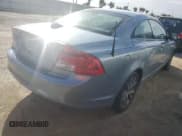 ✅ 2011 Volvo C70 • VIN: YV1672MC3BJ107900 • Lot: 74517474. Wystawiony na Copart z przebiegiem 5 628 mil. Bezpłatny archiwum sprzedaży aukcyjnych z USA i szczegółowy raport historii pojazdu na DreamBid. Zdjęcie 3.