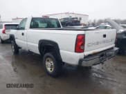 ✅ 2004 Chevrolet Silverado 2500HD Work Truck • VIN: 1GCHK24U14E121568 • Лот: 41572079. Опубликован ранее на IAAI с пробегом 122 730 миль. Бесплатный доступ к архиву аукционных продаж из США и подробный отчёт об истории автомобиля на DreamBid. Изображение 3.