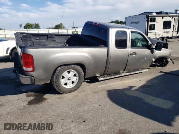 ✅ 2009 GMC Sierra 1500 SL • VIN: 2GTEC19C991122115 • Лот: 69860964. Опубликован ранее на Copart с пробегом 247 638 миль. Бесплатный доступ к архиву аукционных продаж из США и подробный отчёт об истории автомобиля на DreamBid. Изображение 3.