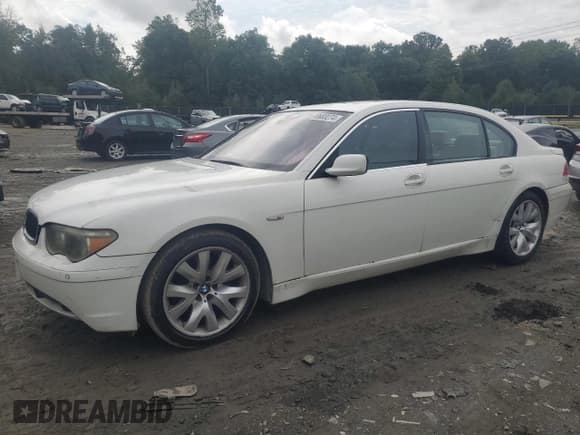 ✅ 2005 BMW 7 Series 745Li • VIN: WBAGN63545DS59999 • Lot: 70683274. Listed on Copart with 121,951 mi. Free auction sales archive from the USA and detailed vehicle history report at DreamBid. Image 1.