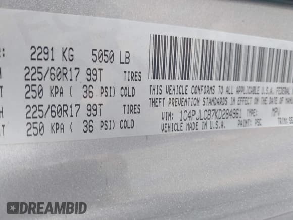 ✅ 2019 Jeep Cherokee Latitude • VIN: 1C4PJLCB7KD284961 • Lot: 43463203. Wystawiony na IAAI z przebiegiem 196 381 mil. Bezpłatny archiwum sprzedaży aukcyjnych z USA i szczegółowy raport historii pojazdu na DreamBid. Zdjęcie 9.