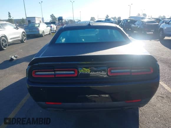✅ 2020 Dodge Challenger R/T Scat Pack • VIN: 2C3CDZFJ9LH218979 • Lot: 43460386. Wystawiony na IAAI z przebiegiem 50 665 mil mil. Skorzystaj z bezpłatnego archiwum sprzedaży aukcyjnych z USA i zobacz szczegółowy raport historii pojazdu na DreamBid. Zdjęcie 16.