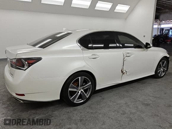 ✅ 2016 Lexus GS 200t • VIN: JTHBA1BL8GA000852 • Lot: 44496345. Listed on Copart with 194,055 mi. Free auction sales archive from the USA and detailed vehicle history report at DreamBid. Image 3.