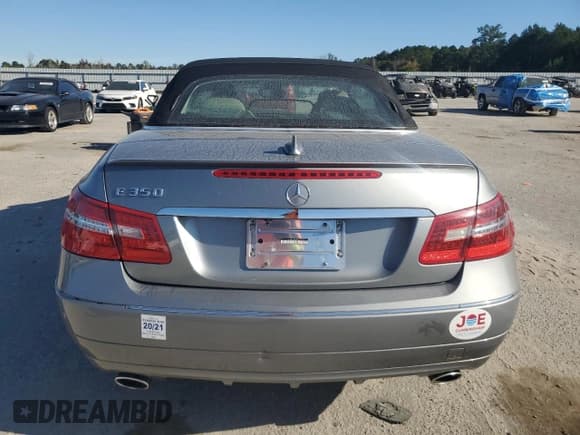 ✅ 2011 Mercedes-Benz E 350 • VIN: WDDKK5GF9BF082472 • Лот: 87380485. Опубликован ранее на Copart с пробегом 119 889 миль. Бесплатный доступ к архиву аукционных продаж из США и подробный отчёт об истории автомобиля на DreamBid. Изображение 6.