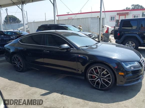✅ 2012 Audi A7 Prestige • VIN: WAU2GAFC6CN076550 • Lot: 42580756. Listed on IAAI with 117,190 mi. Free auction sales archive from the USA and detailed vehicle history report at DreamBid. Image 13.