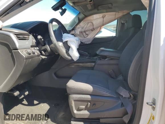 2016 Chevrolet Suburban LS z VIN 1GNSKGKC7GR202267, wystawiony jako Copart lot #72967414 z przebiegiem 56 217 mil mil oraz Szkoda całkowita • Salvage title. Historia ofert i sprzedaży dostępna na DreamBid. Obrazek 7.