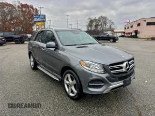 ✅ 2017 Mercedes-Benz GLE 350 • VIN: 4JGDA5HB2HA909540 • Lot: 94560645. Wystawiony na Copart z przebiegiem 131 027 mil. Bezpłatny archiwum sprzedaży aukcyjnych z USA i szczegółowy raport historii pojazdu na DreamBid. Zdjęcie 1.