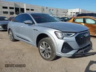 ✅ 2021 Audi e-tron Sportback Premium Plus • VIN: WA12AAGEXMB025005 • Lot: 42659021. Listed on IAAI with 72,142 mi. Free auction sales archive from the USA and detailed vehicle history report at DreamBid. Image 1.